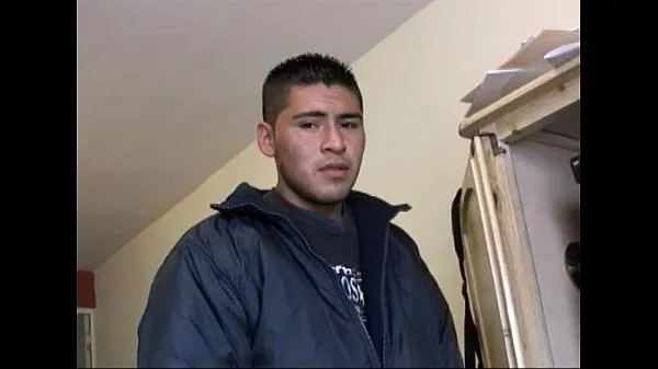 Parhaat Hot gay Mexican guy strokes his uncut cock this papi loves to fuck with other la tehopidikkeet
