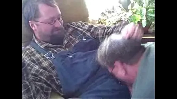 Bästa Cigar Daddy Top Gets His Cock Sucked by Old Man power Clips