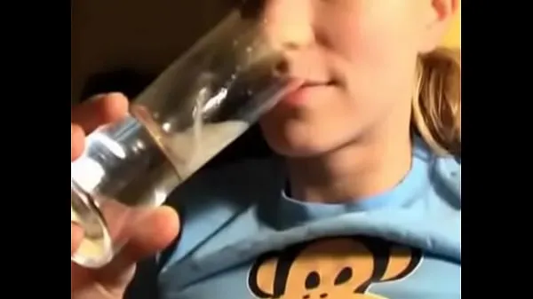 Najlepsze klipy zasilające Teen d. cum from glass