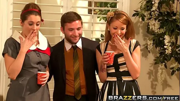 최고의 Brazzers - Big Tits at Work - Interoffice Intercourse scene starring Monique Alexander & Danny 파워 클립