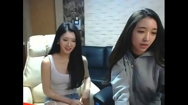 최고의 Asian Idols Show Their Tits on Cam 파워 클립