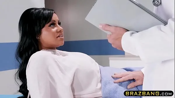 최고의 Doctor cures huge tits latina patient who could not orgasm 파워 클립