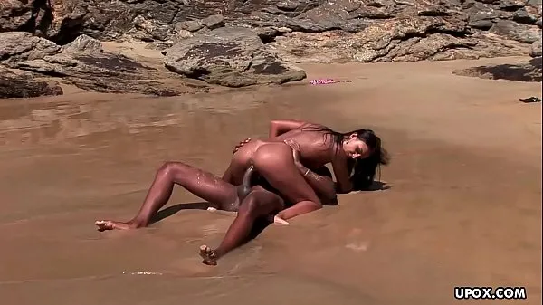 Beste Fucking on the beach with a black dude's rock hard cock powerclips