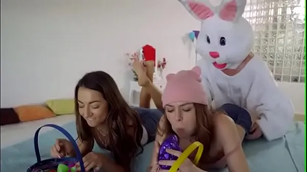 Najlepšia Easter creampie surprise napájacích klipov