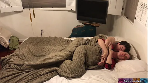 Bästa Stepmom shares bed with stepson - Erin Electra power Clips