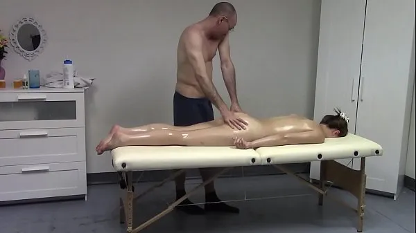 Najboljše hidden camera massage sex 1/2 močne sponke