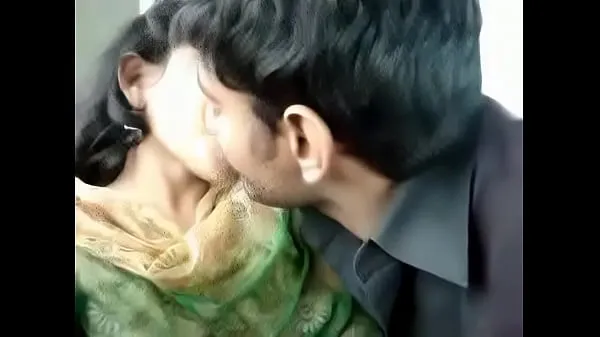 Najlepšia Indian couple napájacích klipov
