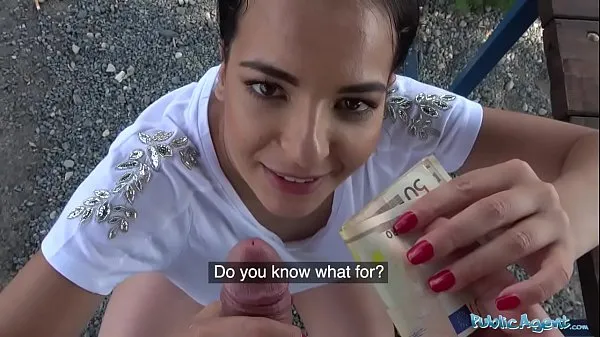 Parhaat Public Agent Hot tourist Sophia Laure fucked and creampied on picnic bench tehopidikkeet