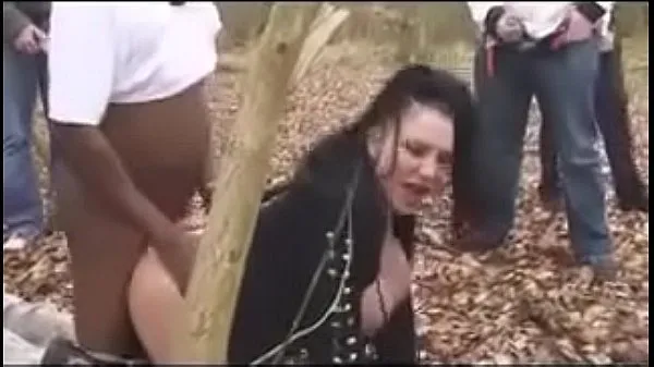 Bedste Girl with big tits we met on goes dogging in the woods powerclips