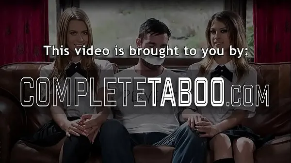 Najlepsze klipy zasilające Tattooed taboo milf babe