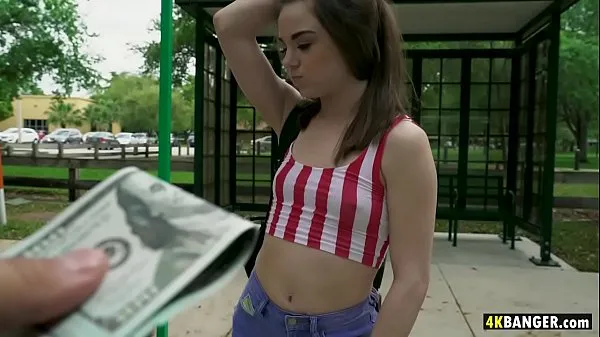 Τα καλύτερα κλιπ τροφοδοσίας Petite Teen Megan Marx gets Surprise Dick in Van