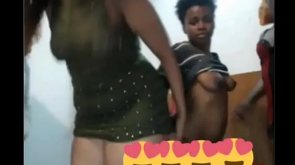 Τα καλύτερα κλιπ τροφοδοσίας Sinza prostitutes when they are cut off their hips naked