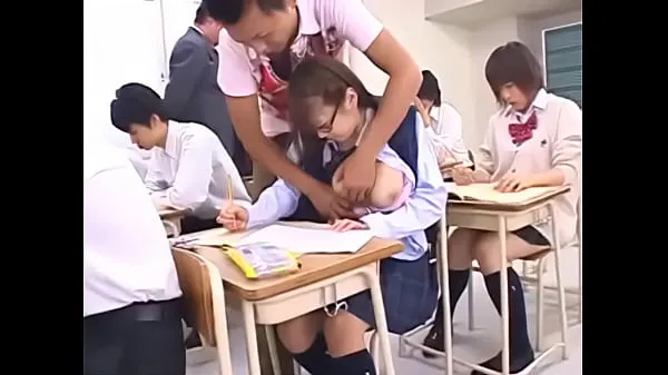 Τα καλύτερα κλιπ τροφοδοσίας Students in class being fucked in front of the teacher | Full HD