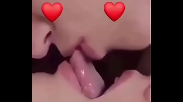 Beste Follow me on Instagram ( ) for more videos. Hot couple kissing hard smooching strømklipp