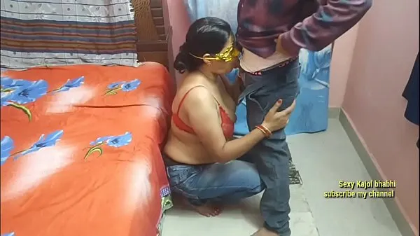 Klip daya hot horny Indian chubby step mom fucking with her and her husband fucking her m. in front of her parents terbaik