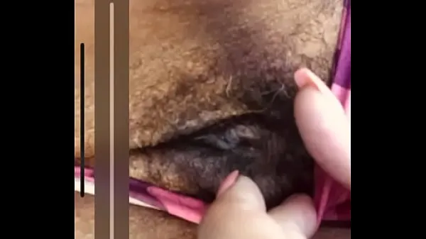 Najlepsze klipy zasilające Married Neighbor shows real teen her pussy and tits