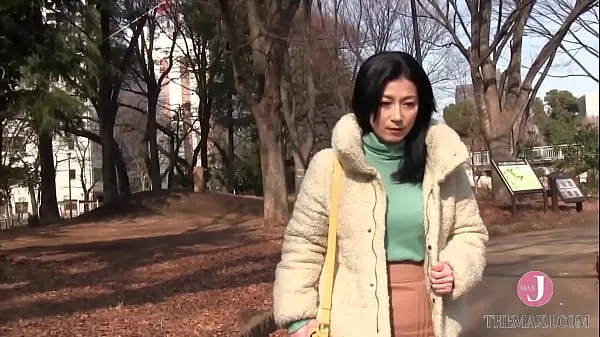 Najlepsze klipy zasilające Unfulfilled Japanese milf with glamorous body satisfies herself with sex toys