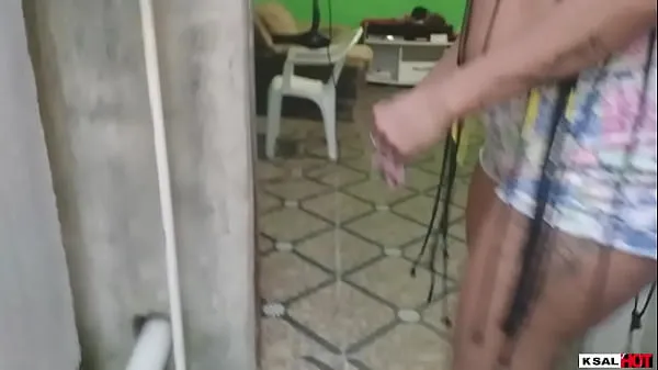 Klip daya KSAL HOT goes out to look for a place to fuck on the street, and finds an abandoned house, the owner arrives at the time of the fuck and eats Danny hot's naughty pussy too terbaik
