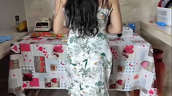 बेस्ट My Stepmom Housewife Cooking I Try to Fuck her with my Big Cock - The New Hot Young Wife पावर क्लिप्स