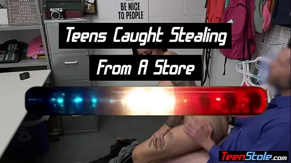 Nejlepší Busty inked teen shoplifter Anna Chambers seduced and fucked a LP officer napájecí klipy