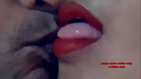 Klip kuasa Sister-in-law enjoyed sex after kissing brother-in-law terbaik