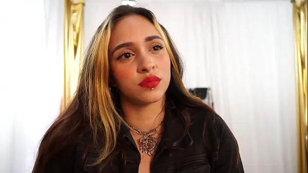 Nejlepší Meet Salo, the sexy Colombian who tells us details of her life and her passions napájecí klipy