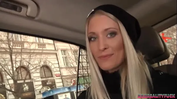 Najlepšia Uma and Lara took stranger on the streets for horny fuck in the car napájacích klipov