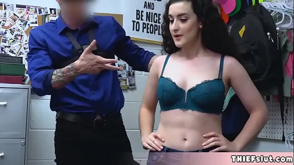 Beste Beautiful greek brunette shoplifter chick Lyra offers her perfect teenie pussy powerclips