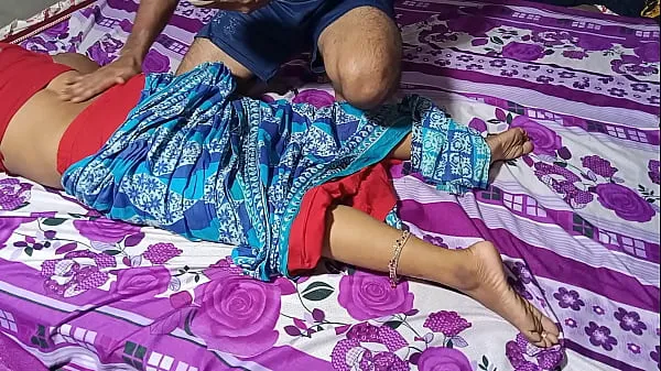 Parhaat Friend's mom fucks pussy under the pretext of back massage - XXX Sex in Hindi tehopidikkeet