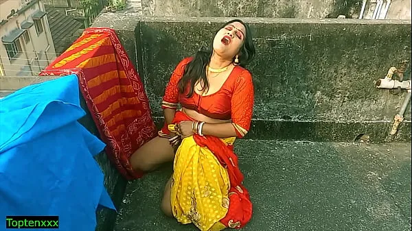 Najboljše Bengali sexy Milf Bhabhi hot sex with innocent handsome bengali teen boy ! amazing hot sex final Episode močne sponke