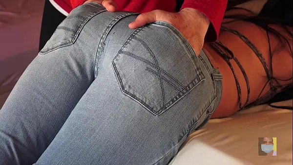 Beste Assjob PRE-Cum on my Tight Denim Jeans FETISH strømklipp