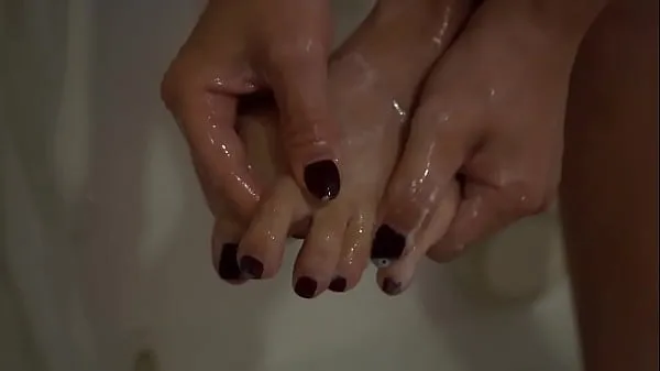 بہترین Sexy feet, soap, and water پاور کلپس