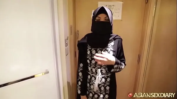 Klip kuasa 18yo Hijab arab muslim teen in Tel Aviv Israel sucking and fucking big white cock terbaik
