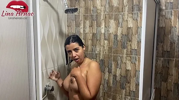 Najboljše My stepmother catches me spying on her while she bathes and fucks me very hard until I fill her pussy with milk močne sponke