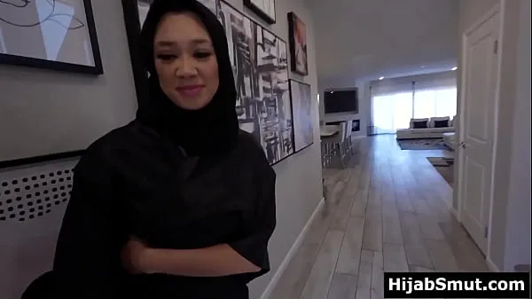 Beste Muslim girl in hijab asks for a sex lesson strømklipp