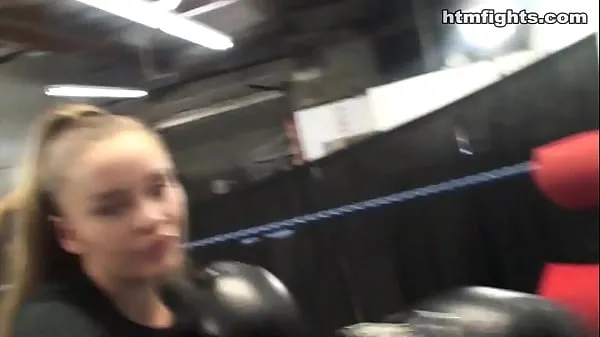 Nejlepší New Boxing Women Fight at HTM napájecí klipy