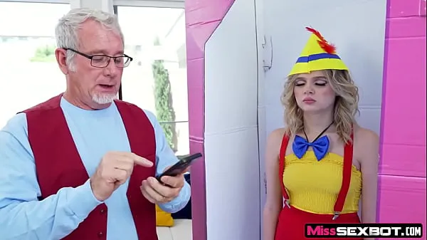 Najlepsze klipy zasilające MissSexBot - Old man teaches sexy and hot robot Coco the Fembot sexual impulses and desires