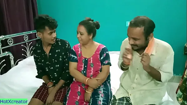 Beste Hot Milf Aunty shared! Hindi latest threesome sex strømklipp