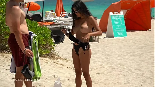 Bedste Huge boob hotwife at the beach powerclips