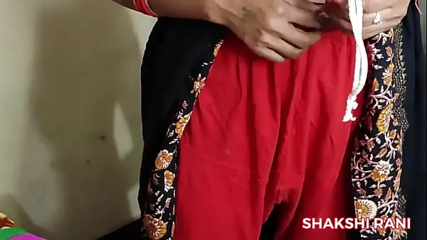 Bästa Desi bhabhi changing clothes and then dever fucking pussy Clear Hindi Voice power Clips