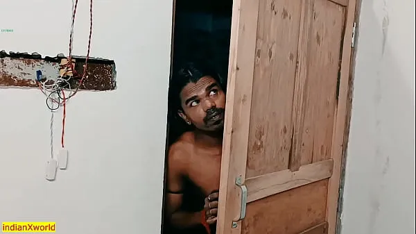 Beste Indian Village Bhabhi fucked by Thief at Midnight! Real Sex strømklipp
