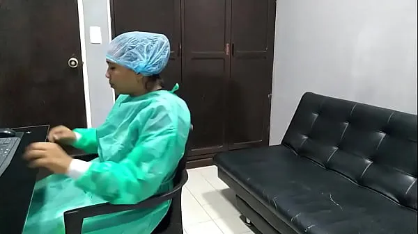 Clip sức mạnh Her made the doctor's appointment very horny, so much so that I ended up fucking the doctor who treated me tốt nhất